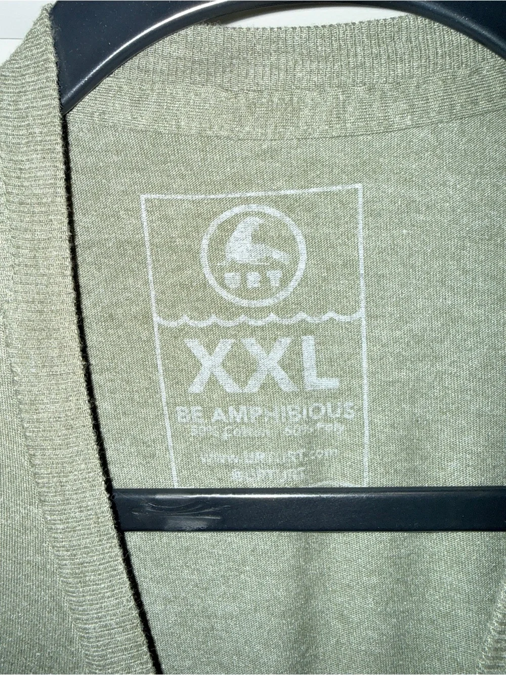 URT! T-Shirt lot (3 tshirts) - Picture 13 of 15